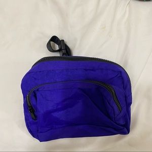 baggu colbalt fannypack